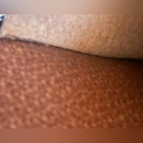 Authentic Vintage Louis Vuitton Cover - Picture 15 of 16